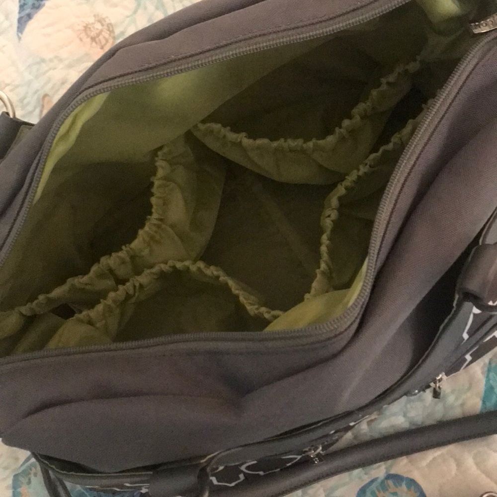 JJ Cole Diaper Bag - Picture 3 of 4